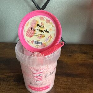 Pink Pineapple Pink Zebra Wax Melts in a 4 oz blend bag